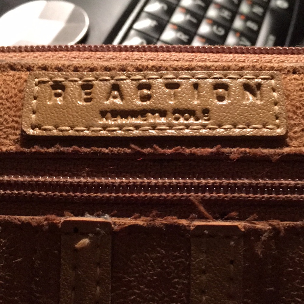 Kenneth Cole wallet